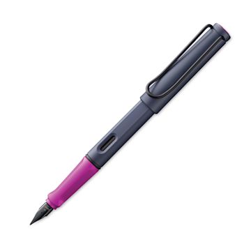 Open in modal - Lamy Safari Fountain Pen - Pink Cliff, Extra-Fine Nib, pen with cap removed
