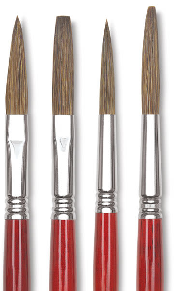 Escoda Light Ox Hair Lettering Brushes - Closeup of tips of four styles of brushes
