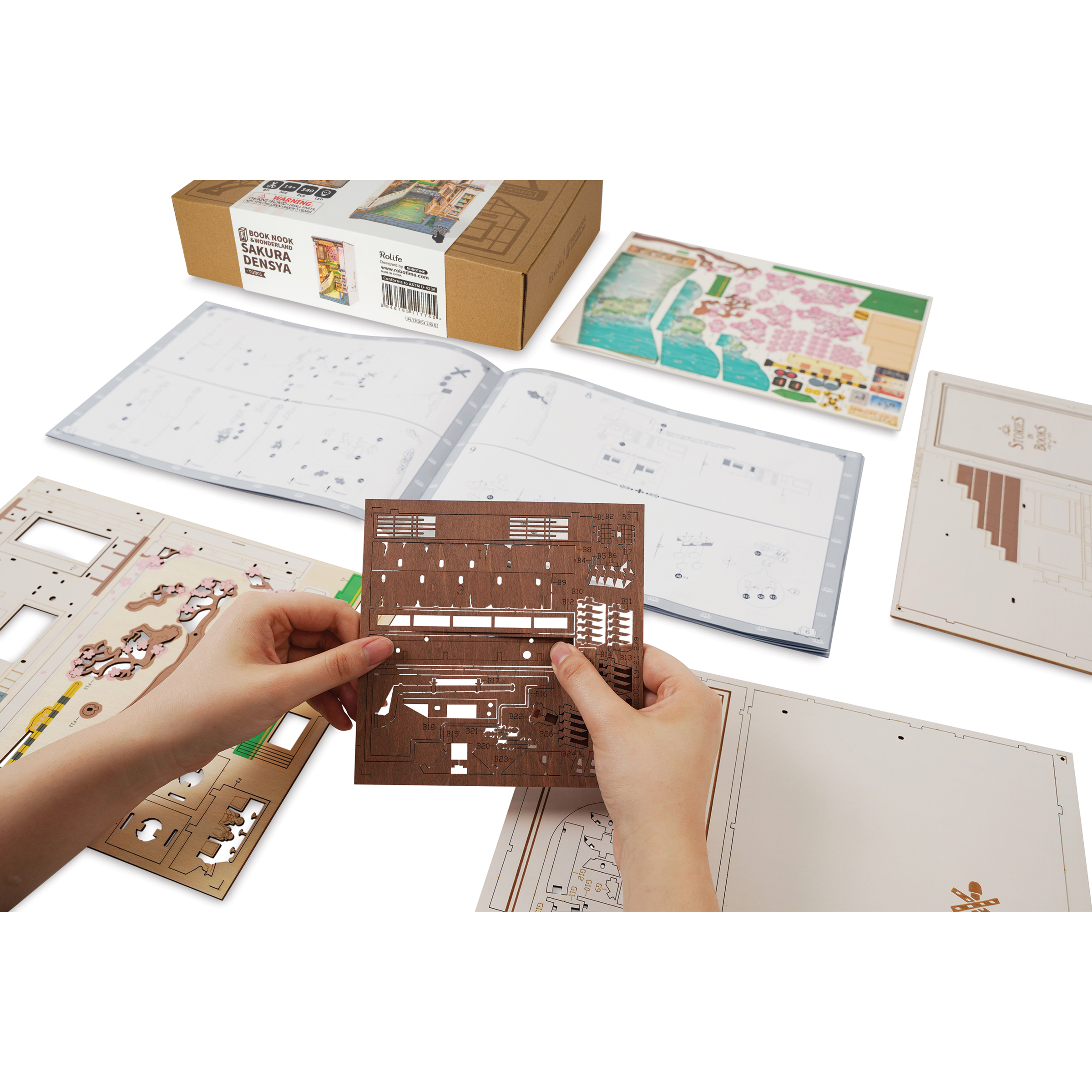 MARUKU ARTS AND CRAFTS 置物 Rolife Sakura Densya DIY Book Nook Kit | BLICK Art Materials