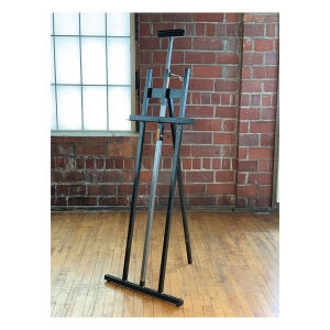 Klopfenstein Spectrum Studio SS100 Easel - Right angled view in Studio setting