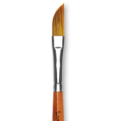Silver Brush Golden Natural Brush - Dagger Striper, Short Handle, Size 1/4" (close-up)