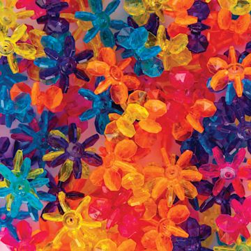Open in modal - Essentials by Leisure Arts Snowflake Beads - Candy, Transparent, 18 mm, Package of 200 (Close-up of beads)