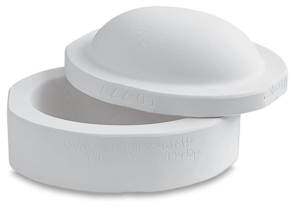 Mayco Slump and Hump Mold 7"L x 5 1/2"W x 1 3/4"H, Oval BLICK Art