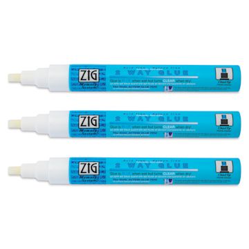 Open in modal - Kuretake Zig 2 Way Glue Pen - Chisel Tip, Pkg of 3 - with caps removed