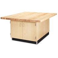 Diversified Spaces 4-Station Workbench