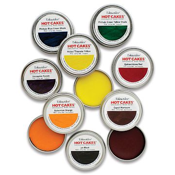 Open in modal - Enkaustikos Hot Cakes Encaustic Paint - Top view of Extended Academy set of 8 Tins with three open