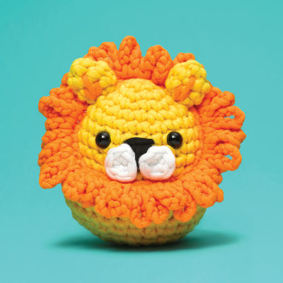 The Woobles Beginner Crochet Amigurumi Kit - Lion, front