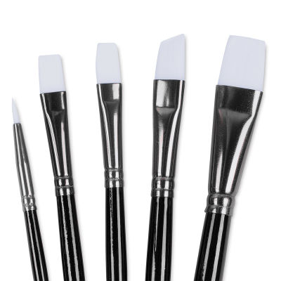 Angelus Synthetic Paint Brush Set - Assorted, Set of 5, Short Handle (close-up of hair)