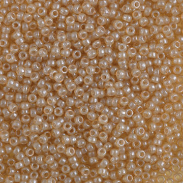 John Bead Miyuki Glass Seed Beads - Ivory Peach, close-up