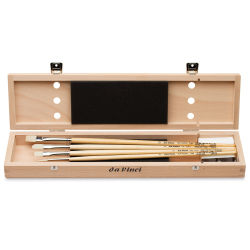 __BLICK Exclusive!__ Da Vinci Acrylic Brushes Wood Box Set shown open with contents shown