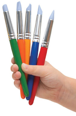Colour Shaper Kids Paint Set - Child's hand holding 5 different Colour Shapers
