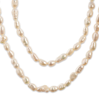 John Bead Earth's Jewels Freshwater Pearls - White, Rice, 2 mm to 3 mm (Close-up of pearls)
