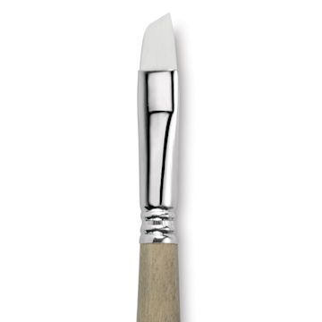 Open in modal - Escoda Perla Toray White Synthetic Brush - Angular, Short Handle, Size 14 close up