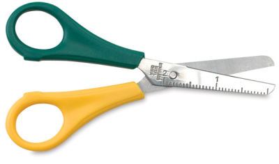 Snippy Original 5" Lefty Scissors - Scissors shown horizontally and slightly open
