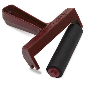 Speedball Pop-In Brayer - Side view of Brayer with roller partially removed