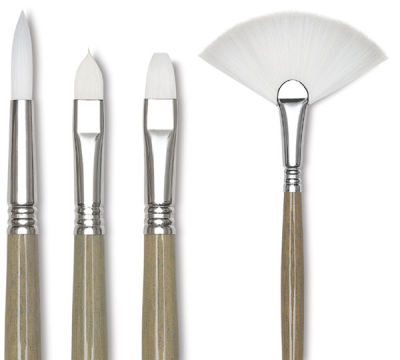 Escoda Perla Toray White Synthetic Brushes - Closeup of 4 styles of brushes
