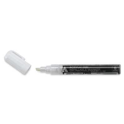 Holbein Refillable Markers - 6 mm Marker shown horizontally and uncapped