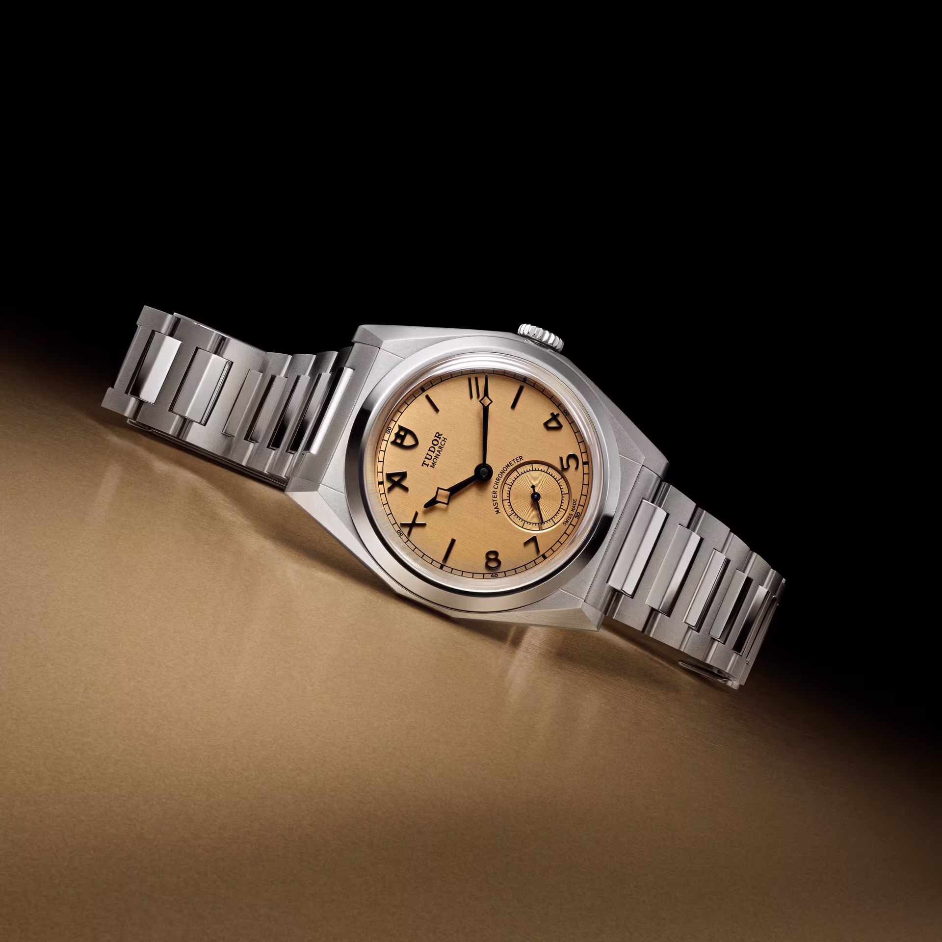 TUDOR Monarch