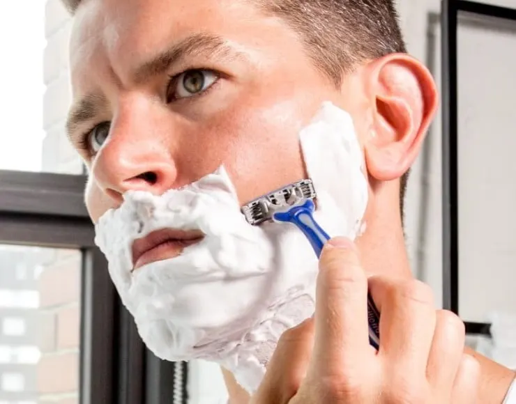 Como remover os pelos do rosto