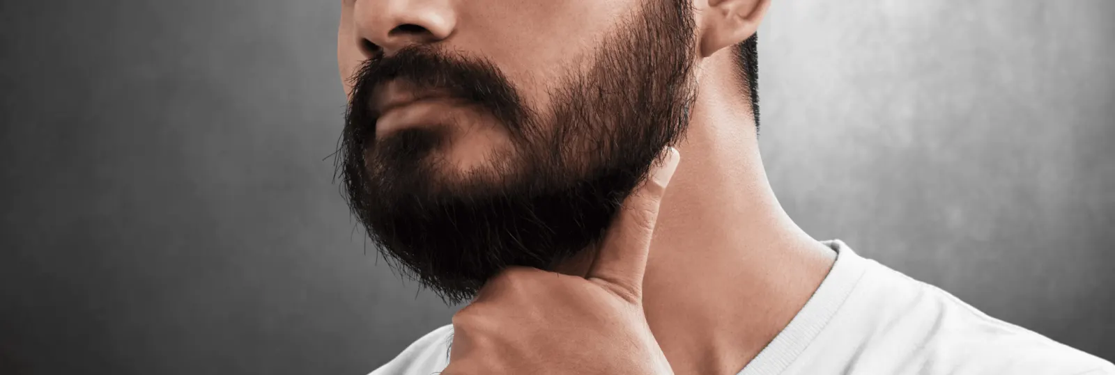 Darle forma al escote de tu barba: Guía para el cuidado de la barba masculina