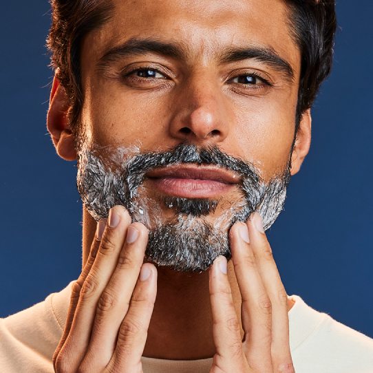 Beneficio 1: elimina la suciedad, la grasa y la piel muerta de la barba y la piel.