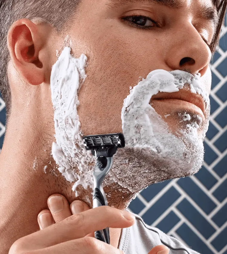 Cómo afeitarse por primera vez - Guía Gillette