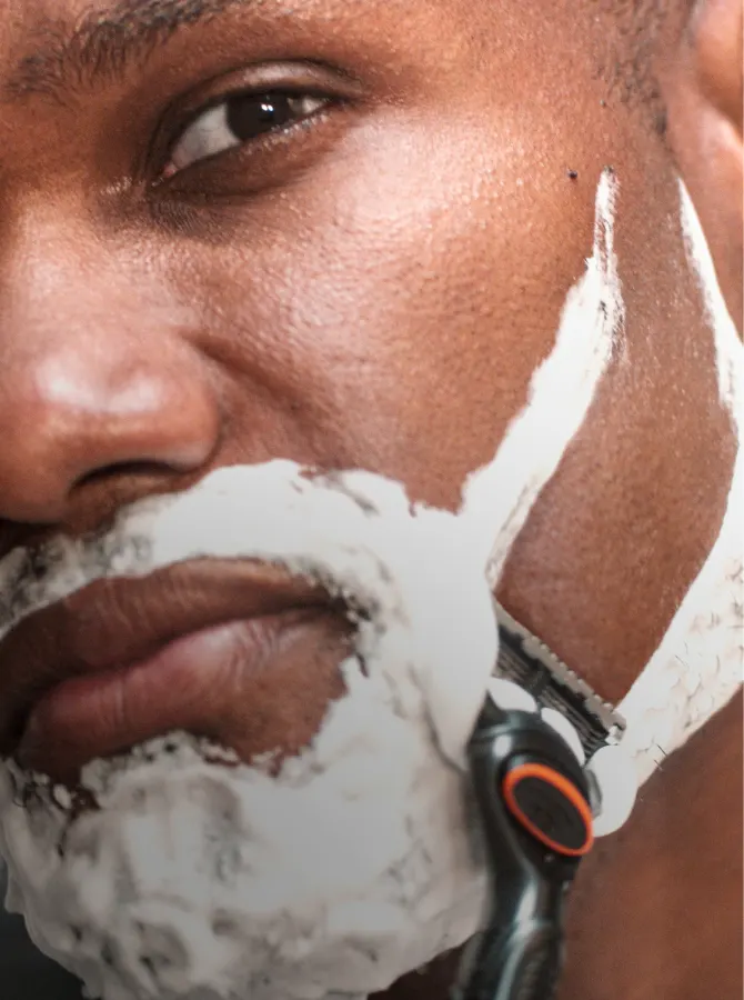 Rotina de barbear homem barbear