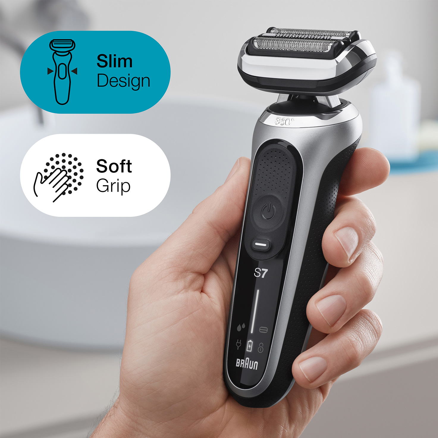 Series 7 71-S4200cs Wet & Dry shaver with charging stand and 1 attachment,
