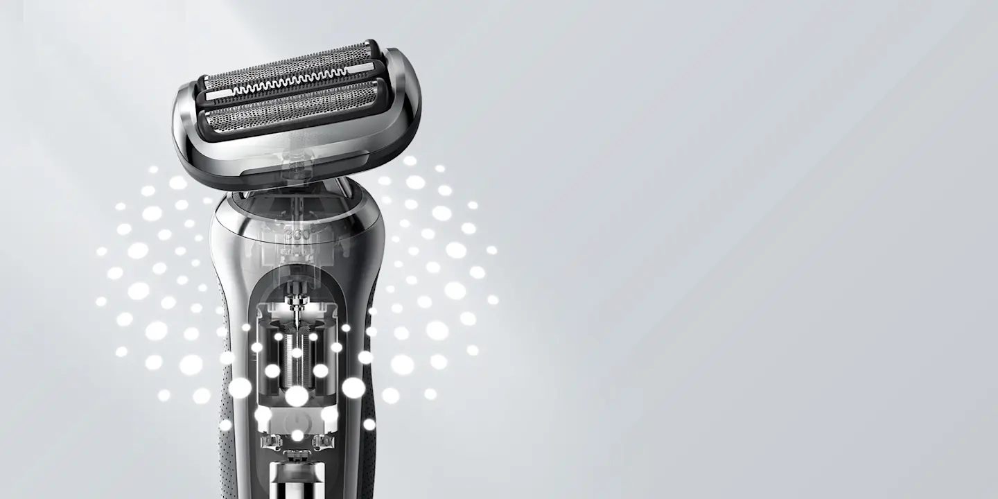 Series 7 71-S7200cc Wet & Dry shaver with SmartCare center and 1  attachment,