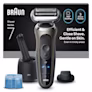 Image of Series 7 C7200cc shaver set with 4in1 SmartCare center, a cartridge and a Precision trimmer attachment.