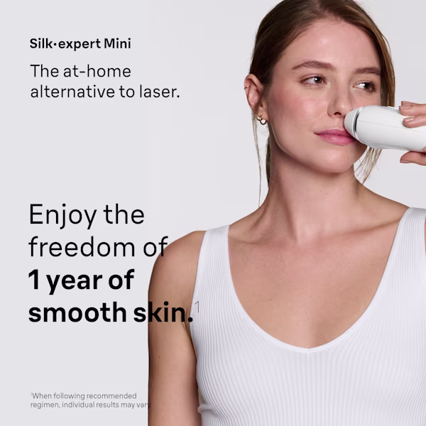 In use shot of a woman using the Braun Silk·expert Mini on her upper lip. In use shot of a woman using the Braun Silk·expert Mini on her upper lip.