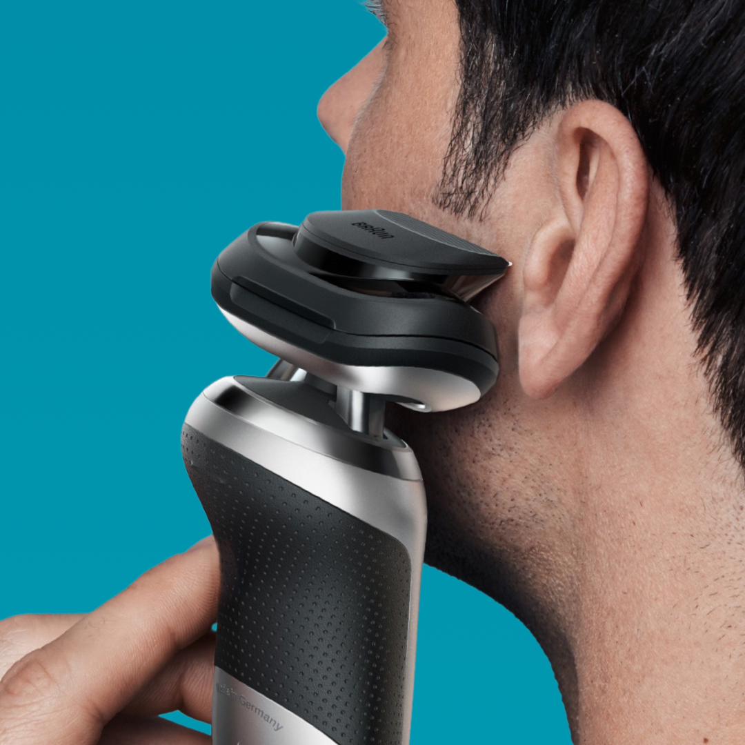 with | & Wet Braun for Men, Flex Dry 360° 7 Series Shaver head