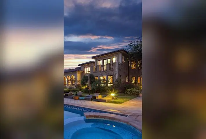 Luxury Home Sales Surge as Starter Home Market Declines in U.S.