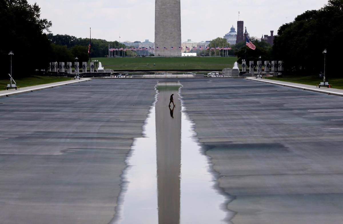 No evidence? No problem. Trump pushes ahead on false claims that Reflecting Pool was vandalized