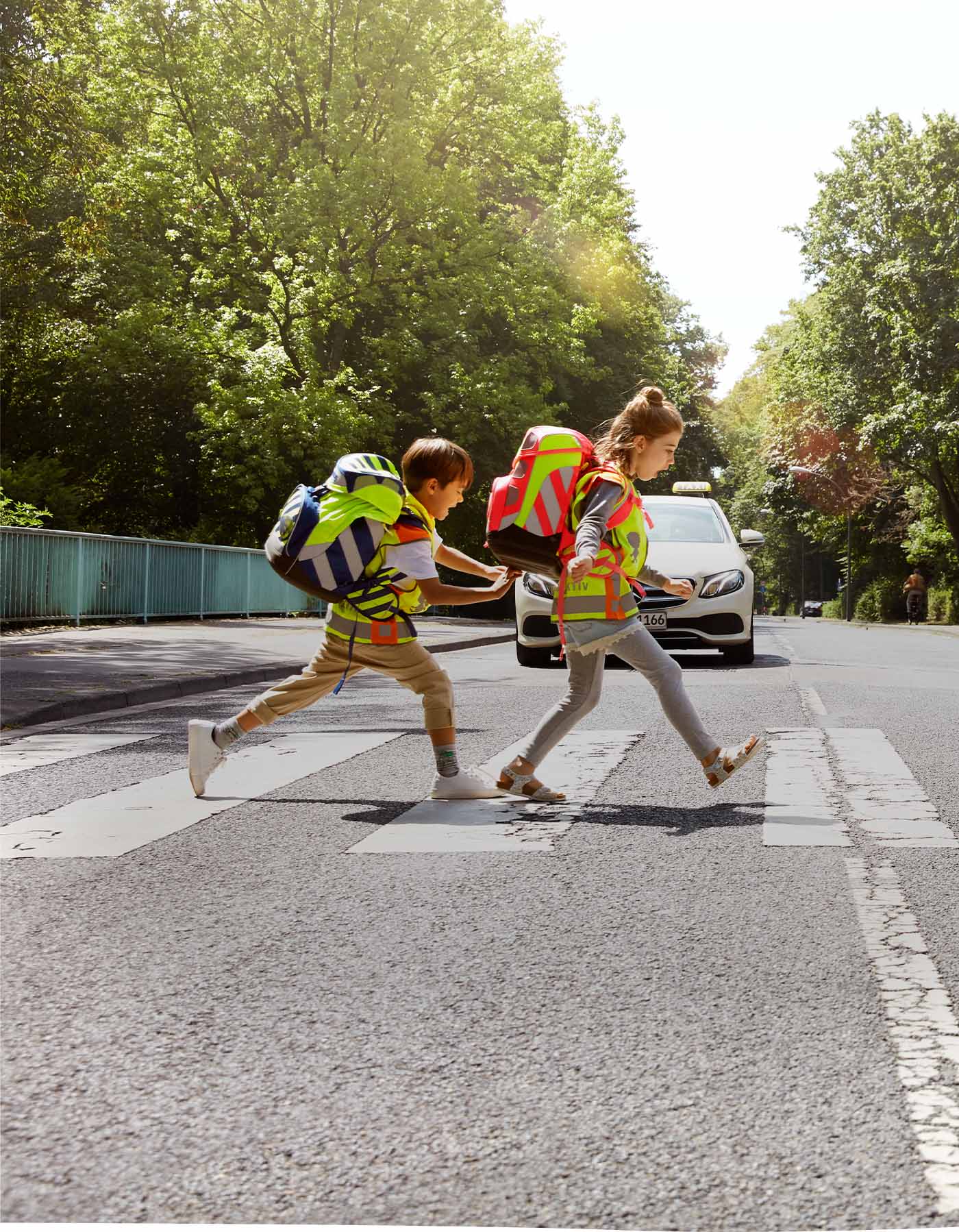 ergobag-hero-praktisches-zubehoer-schulweg-xs