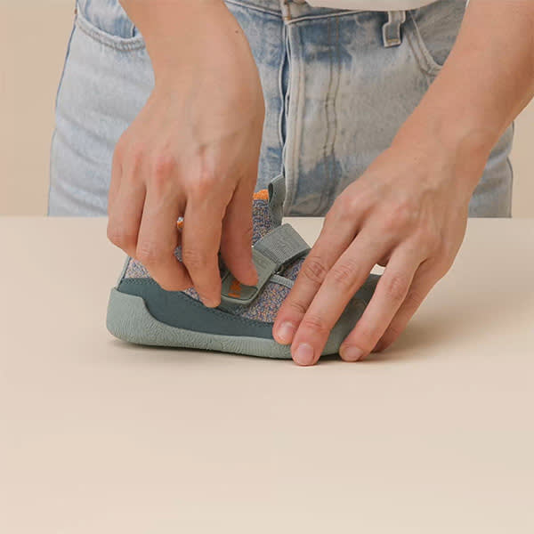 1x1-ohne-Text-Kinderleichter-Verschluss--Lauflerner-Knit-Toddly preview