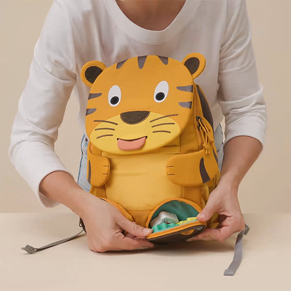 1x1-ohne-Text-Grosser-Freund--Geheimtasche preview