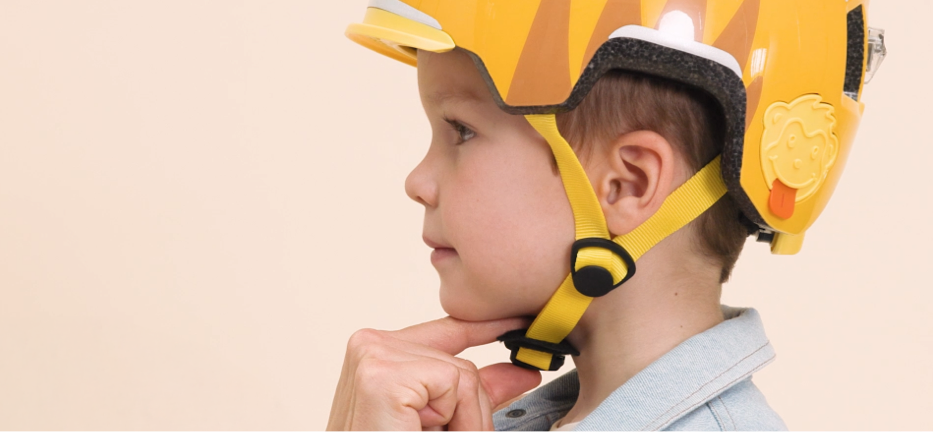 affenzahn-helm-richtig-einstellen-half-xl