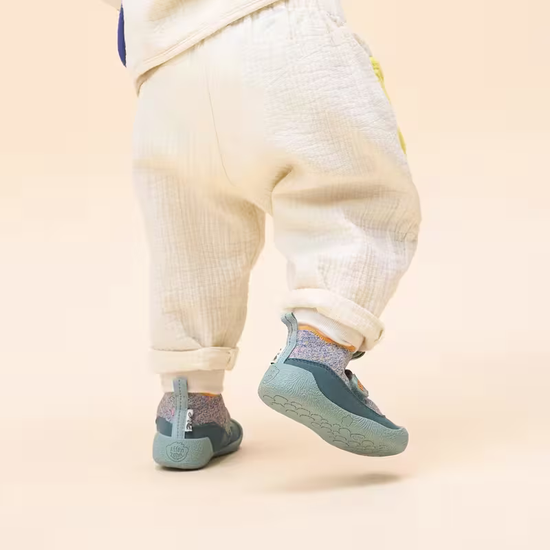 AFZ-SS25-FTW-Product-on-Model-1zu1 (2)