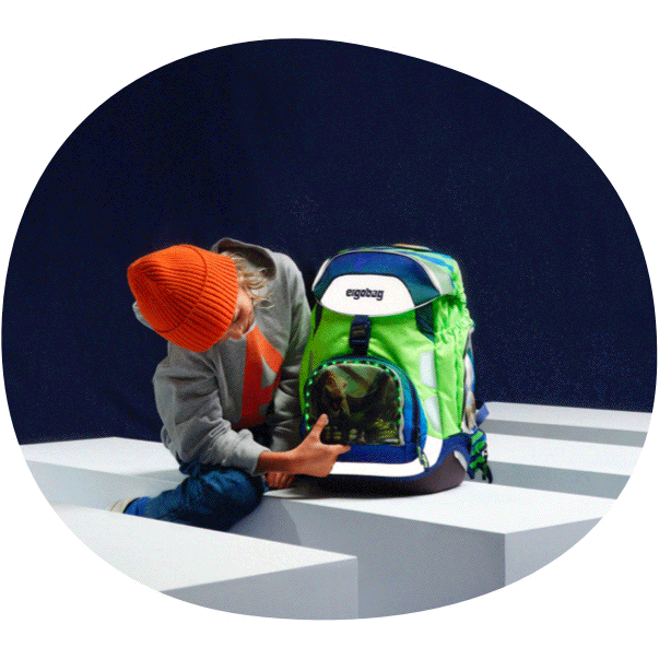 ergobag-teaser-tile-schulkinder-sichtbarkeit-zubeoer-blinkend-Led-Zip-Set