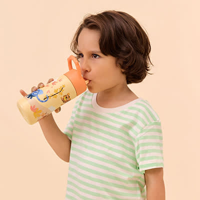 affenzahn-trinkflasche-edelstahl-fuer-kinderhaende-designt