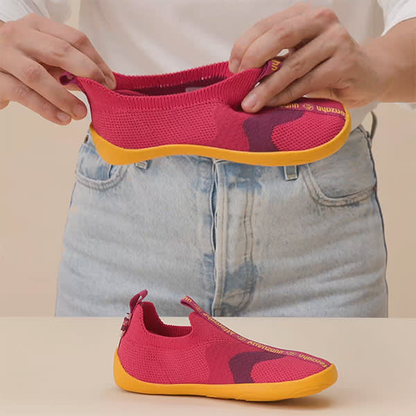 1x1-no-text-Kinderleichter-Verschluss-Hausschuh-Vegan-Flinky preview