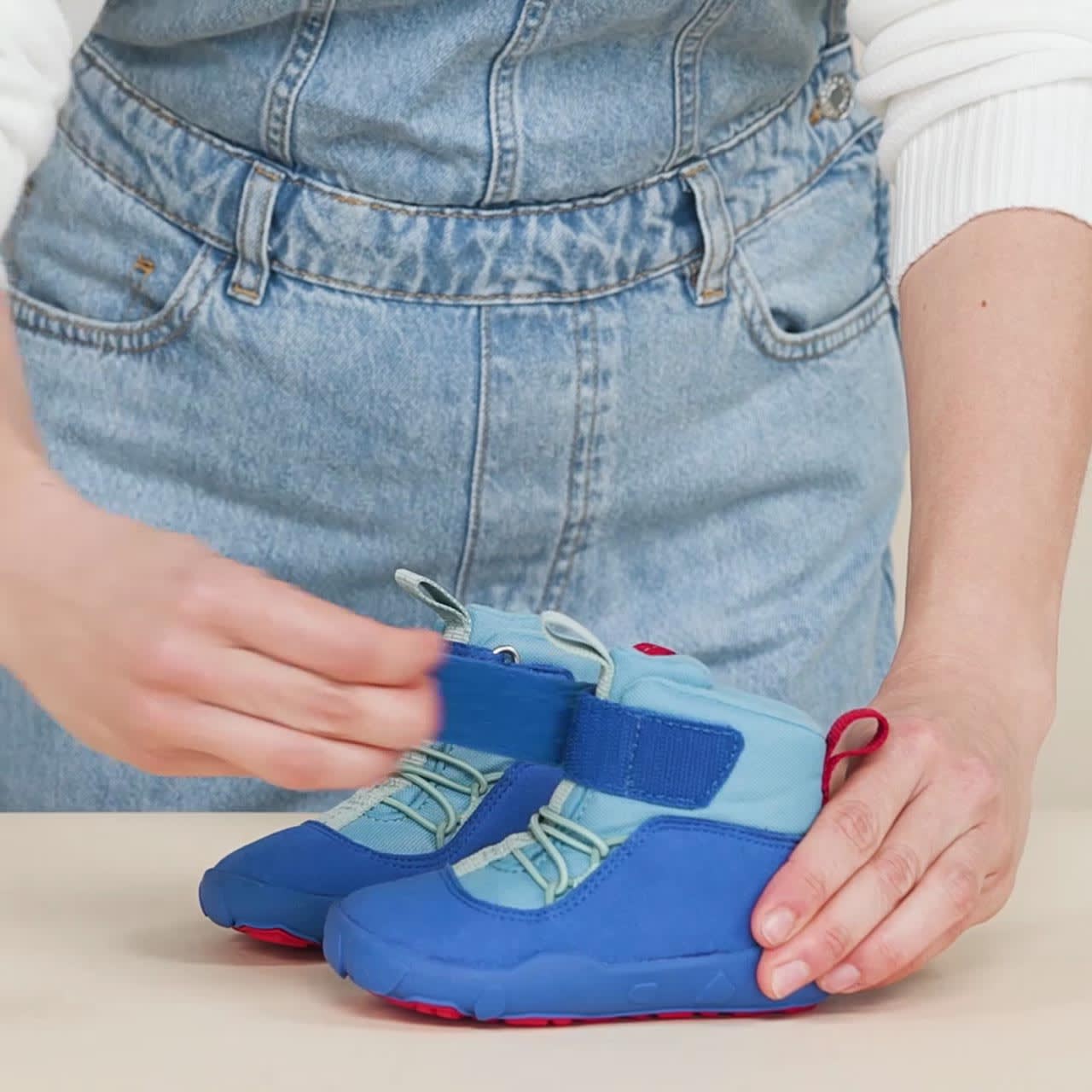 affenzahn-funktionen-lauflerner-vegan-warmy-verschluss