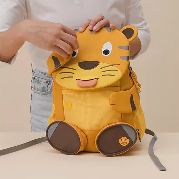 1x1-ohne-Text-Grosser-Freund--Klettpfoten preview