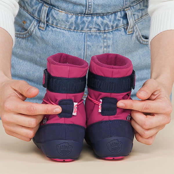 affenzahn-econyl-snowy-rechts-links  