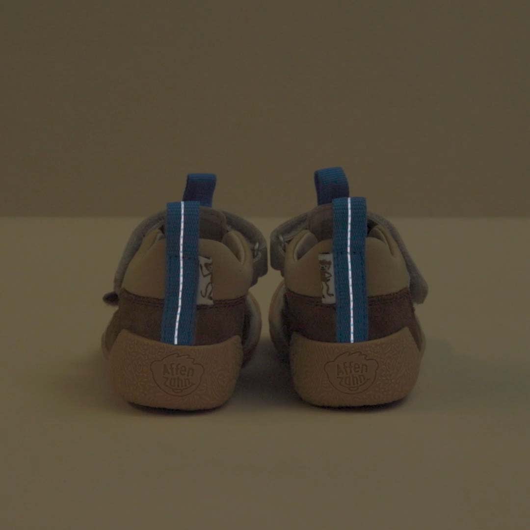 1x1-Reflektierend-Prewalker-Sandal-Freely preview