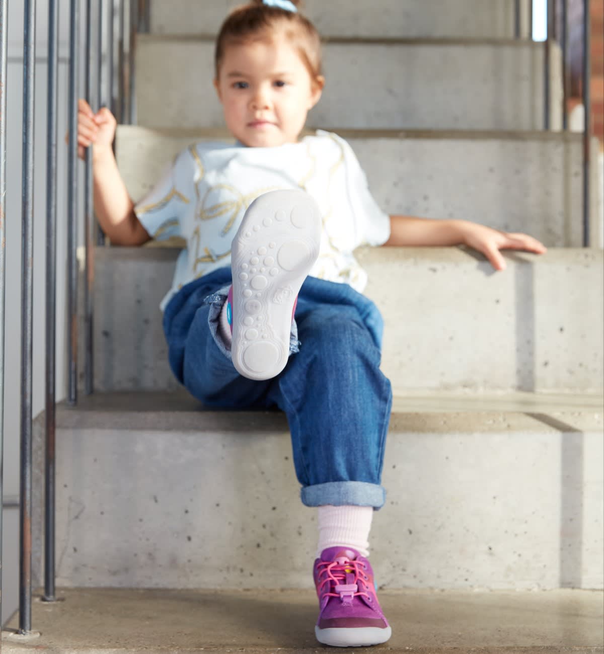 affenzahn-vicky-vogel-kinderschuhe-schuhsohle-treppe