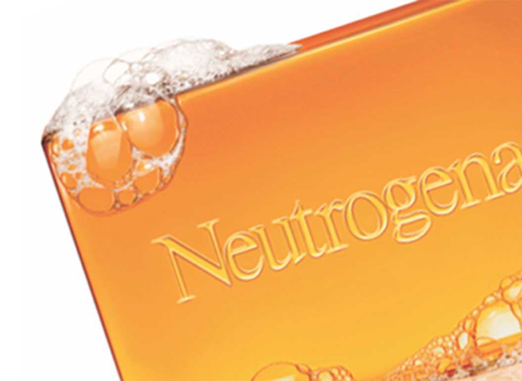 NEUTROGENA® bar soap with bubbles