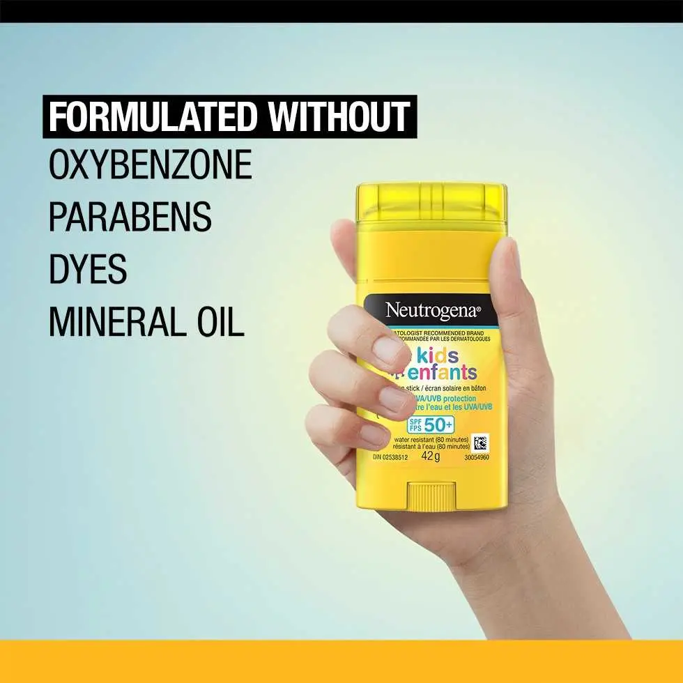 Someone holding Neutrogena® Kids Sunscreen Stick SPF 50+
