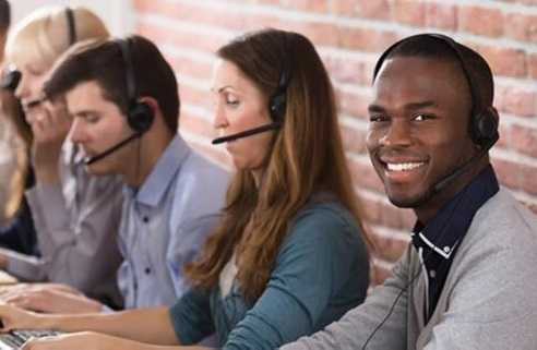 Notre équipe du Service aux consommateurs est là pour vous aider, par téléphone ou par courriel